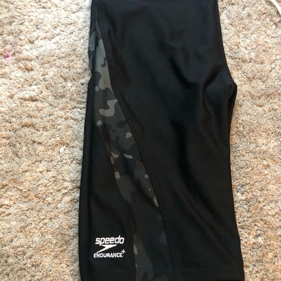 Speedo - Picture 3 of 6